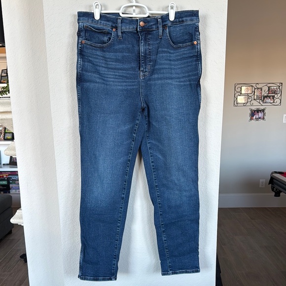 Women's Blue Jeans - Picture 2 of 3